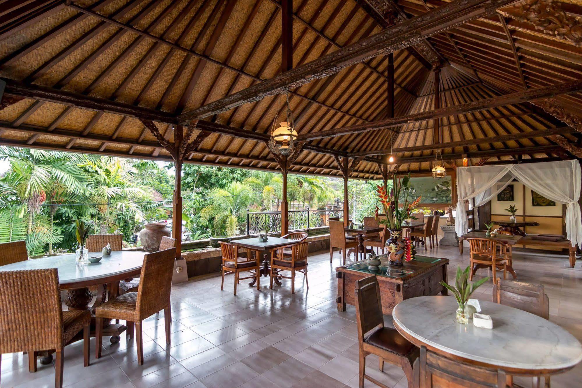 Depradha Ubud エクステリア 写真