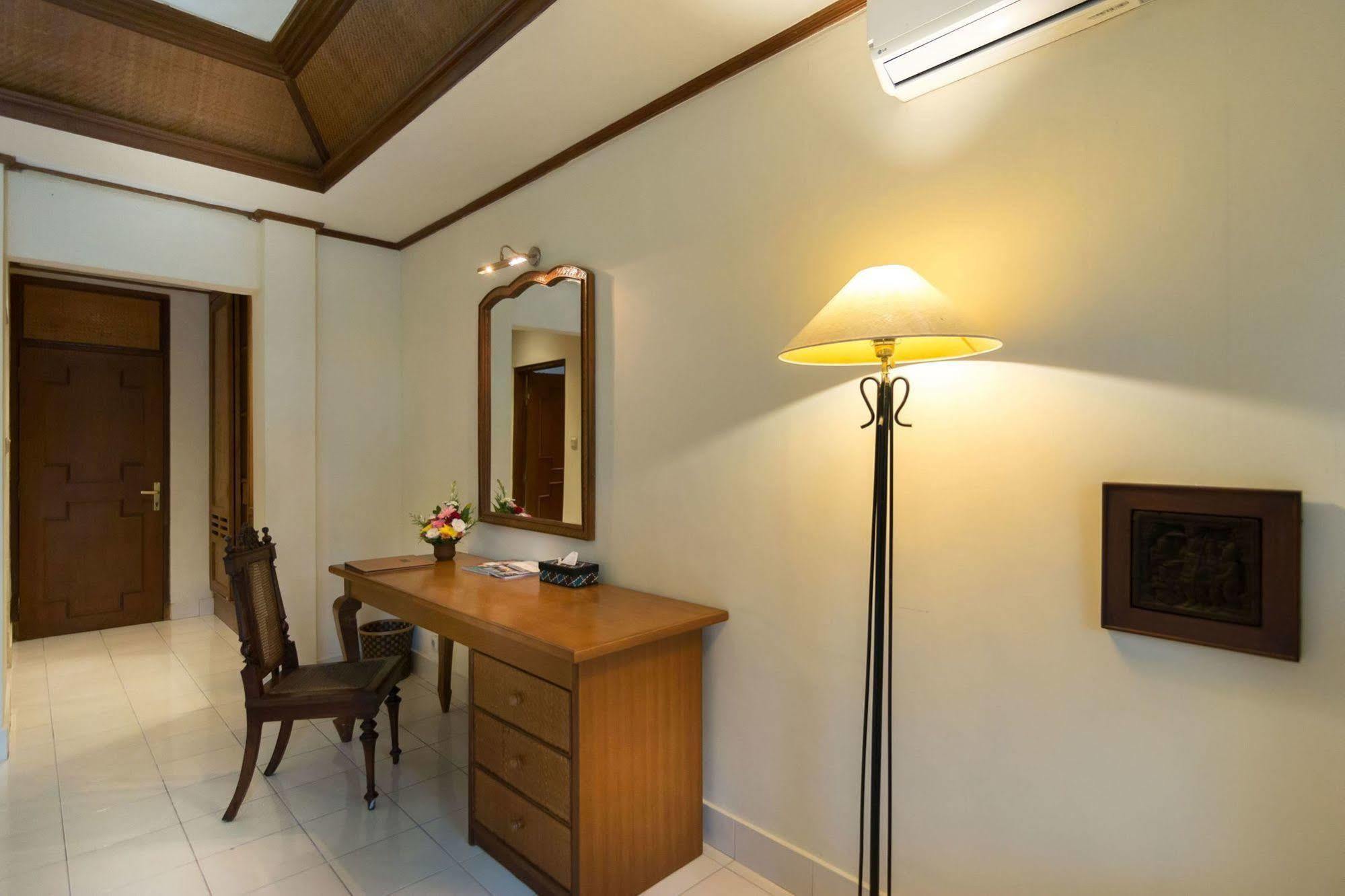 Depradha Ubud エクステリア 写真